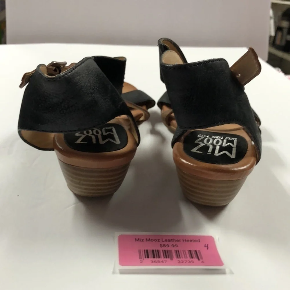 Miz Mooz leather heeled sandals 39 euro =8.5 USA. 4LS